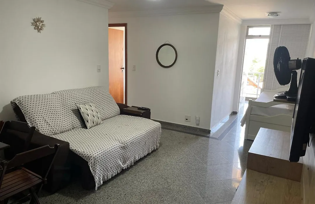 Apartamento pé na areia-1